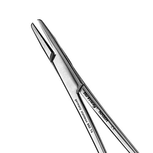 Hu-friedy_Mayo-Hegar Grooved Needle Holder, 16 cm (6 1/4")_Quintess-Denta